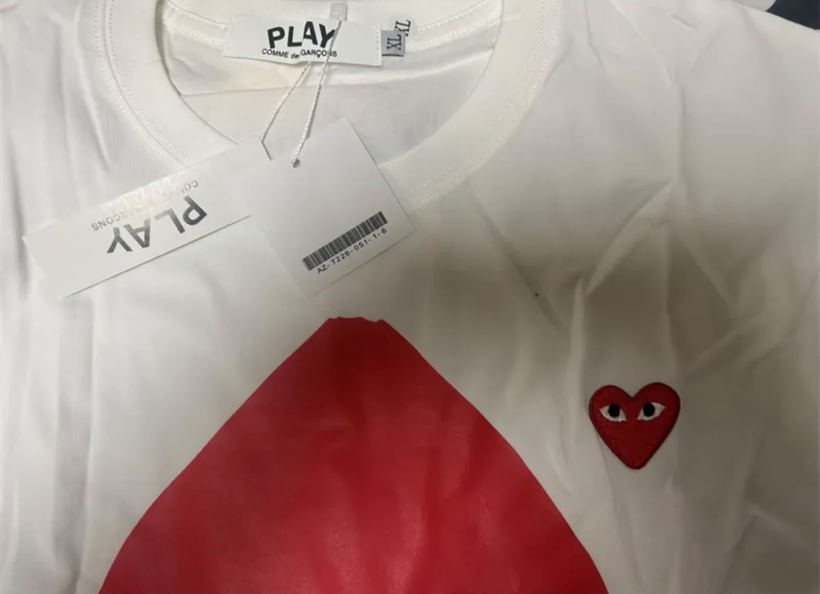 Comme des Garcons PLAY T-Shirt